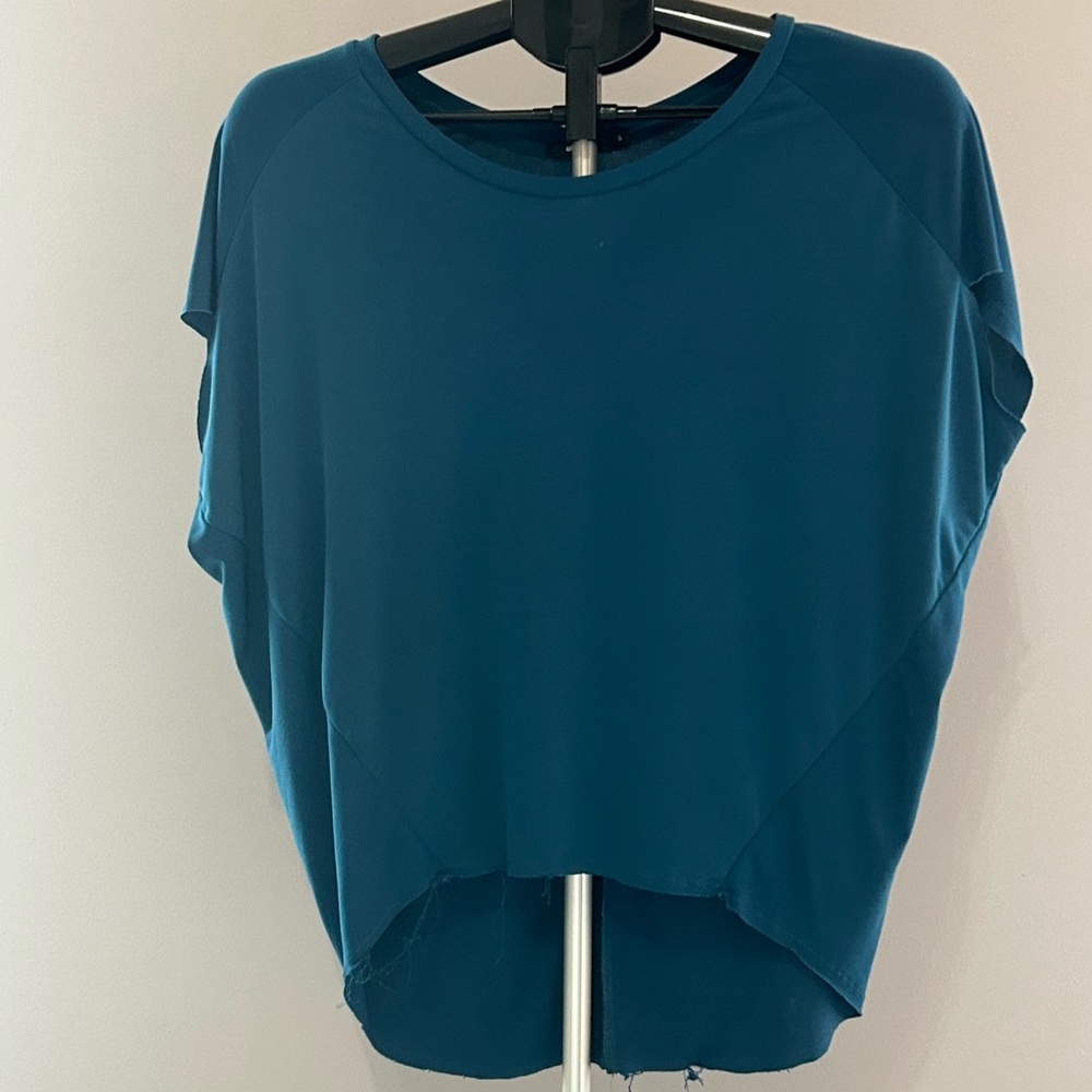 Green and Blue Asymmetrical Dolman Sleeve T-Shirt